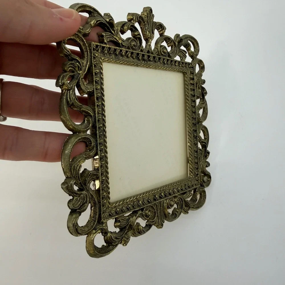 Vintage Brass Ornate Filigree Picture Frame Rococo Scroll Tabletop‎ 3x3 Small